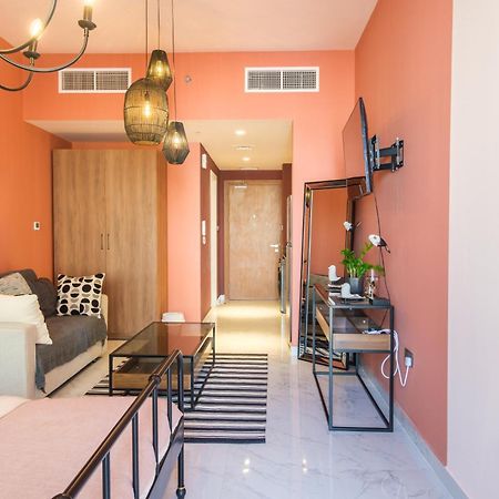 Poolside Charm Appartement Abu Dhabi Buitenkant foto