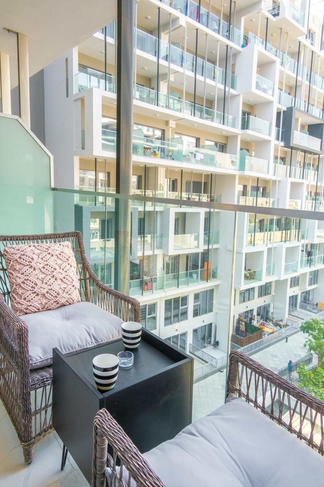 Poolside Charm Appartement Abu Dhabi Buitenkant foto